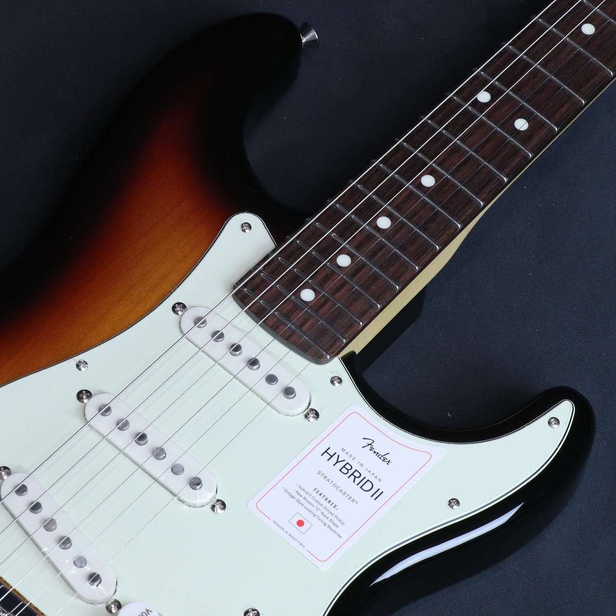Fender / Made in Japan Hybrid II Stratocaster 3-Color Sunburst Electric Guitar