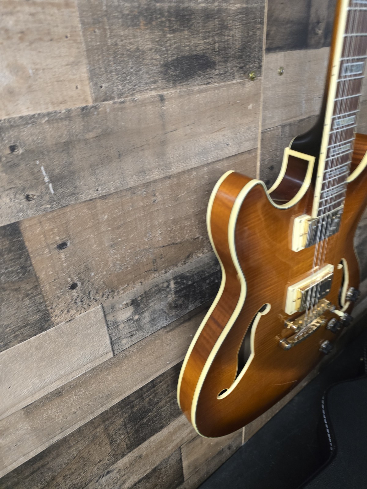 IBANEZ AS93-VLS Violin Sunburst, W/ Ohsc