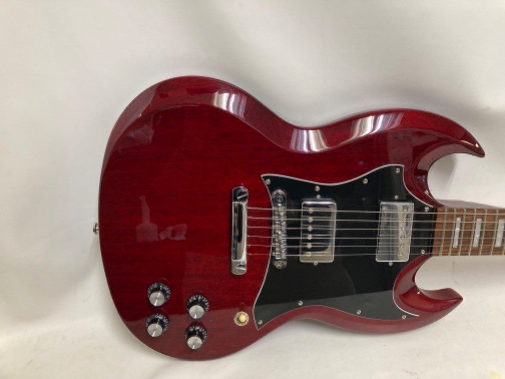 DILLION BIG G ELECTRIC GUITAR WITH SOFT CASE