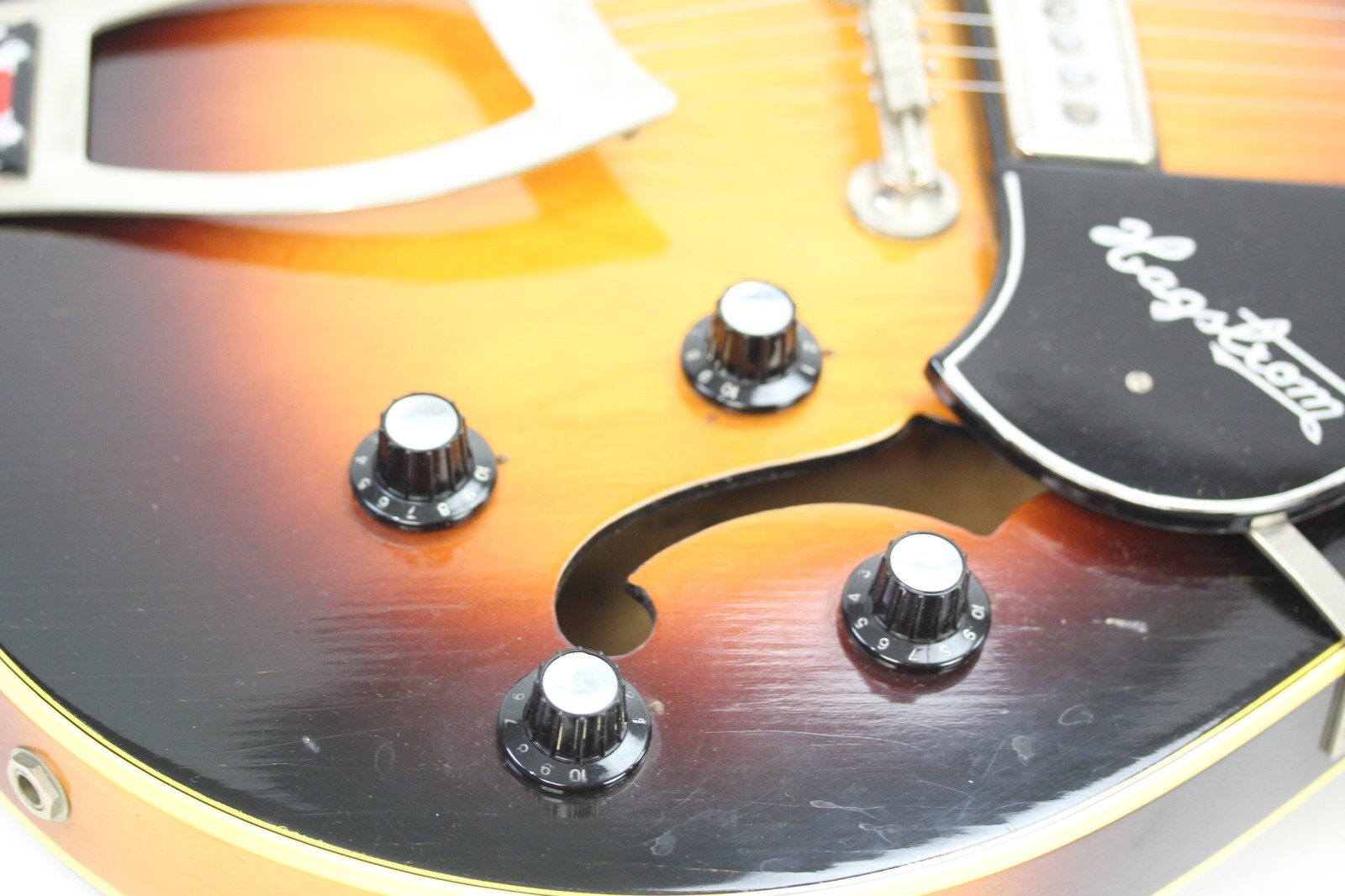 Hagstrom Viking V1 Semi-hollow body guitar ’65 orig case excellent