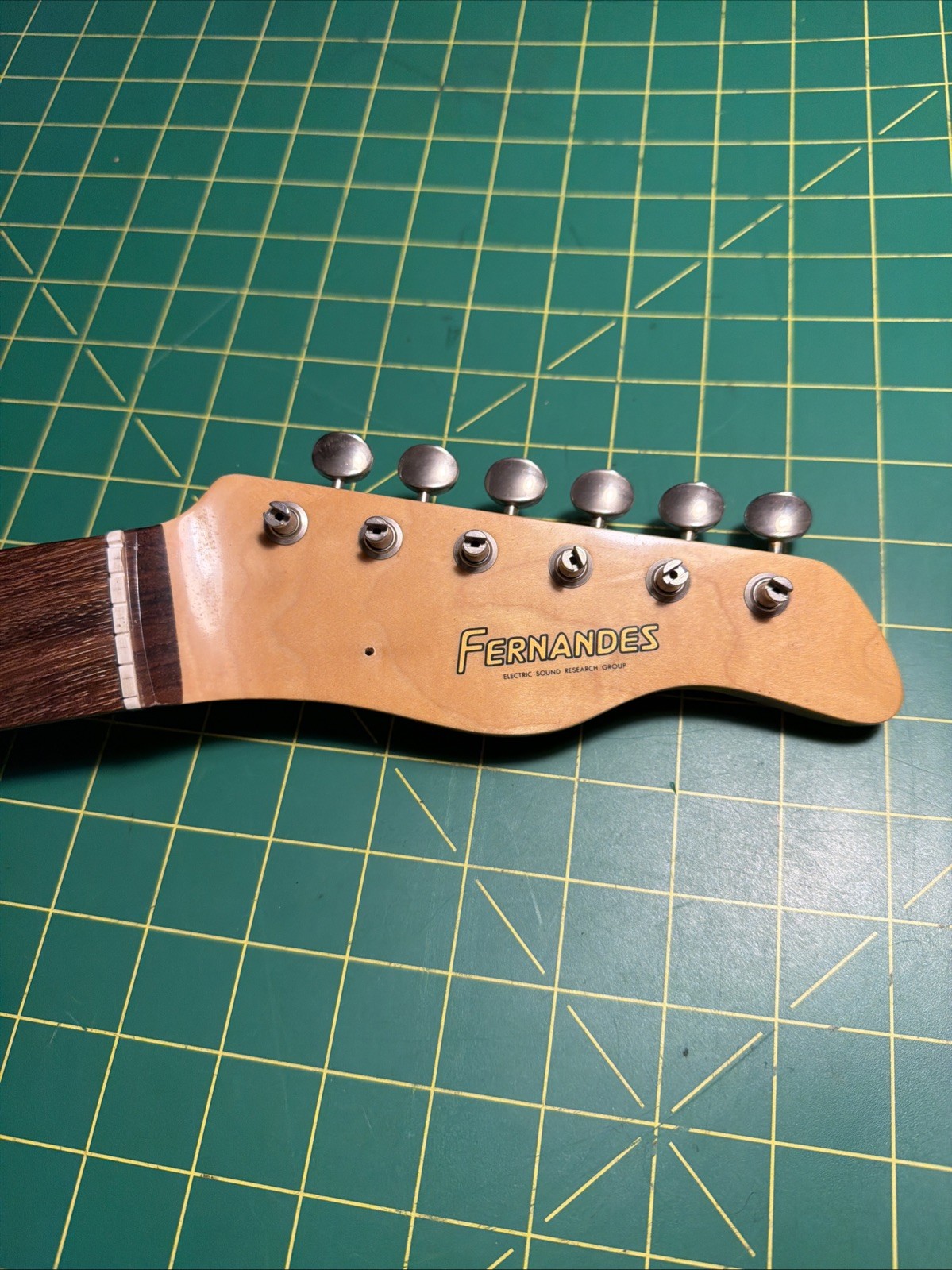 Fernandes TE-3 guitar neck Telecaster tuners rosewood 21 fret clean