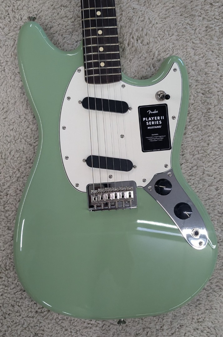 Fender Player II Mustang Electric guitar, Rosewood Fingerboard, Birch Green -MIM