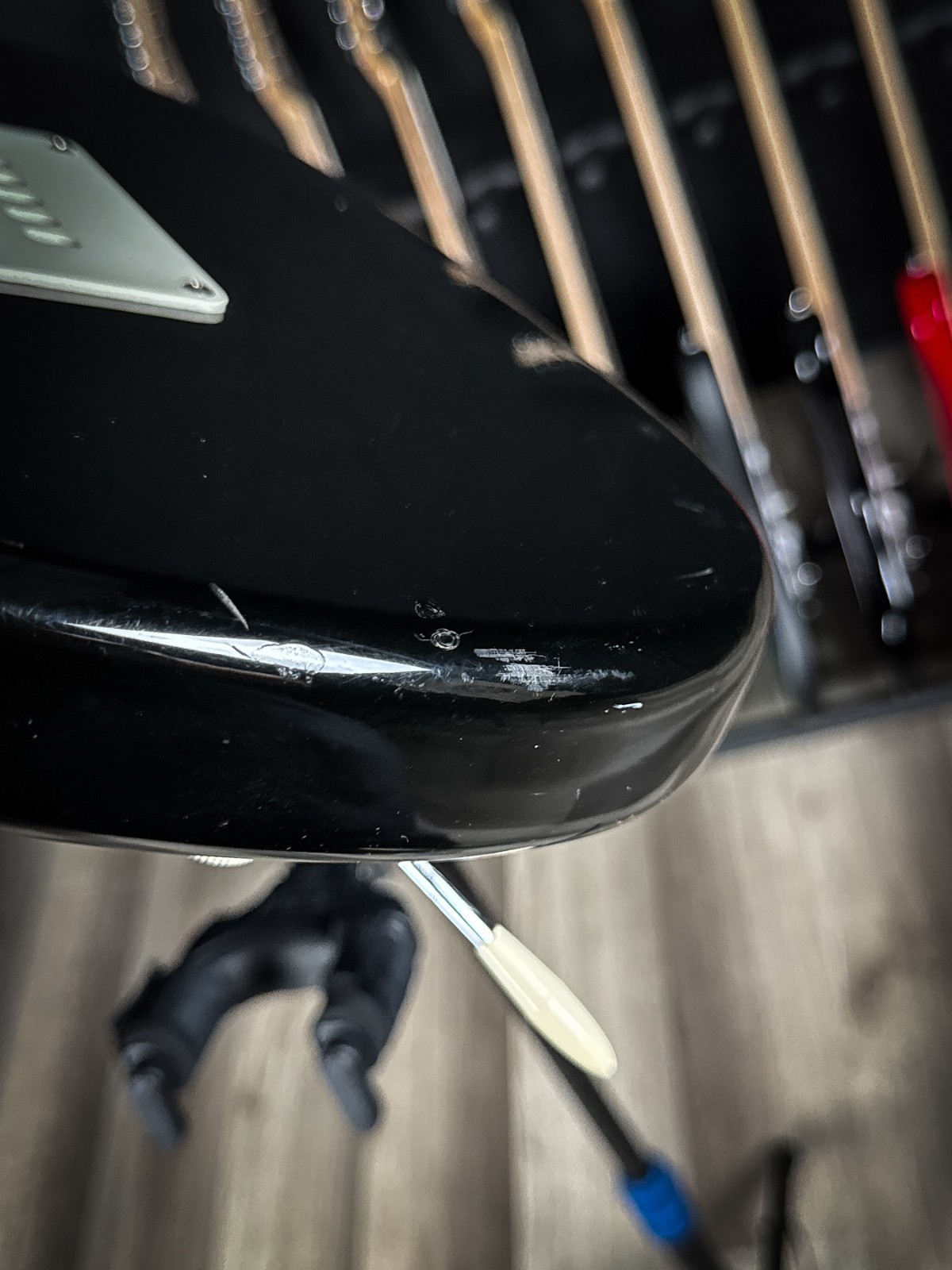 Squier Affinity 20th Anniveresary Stratocaster – Black