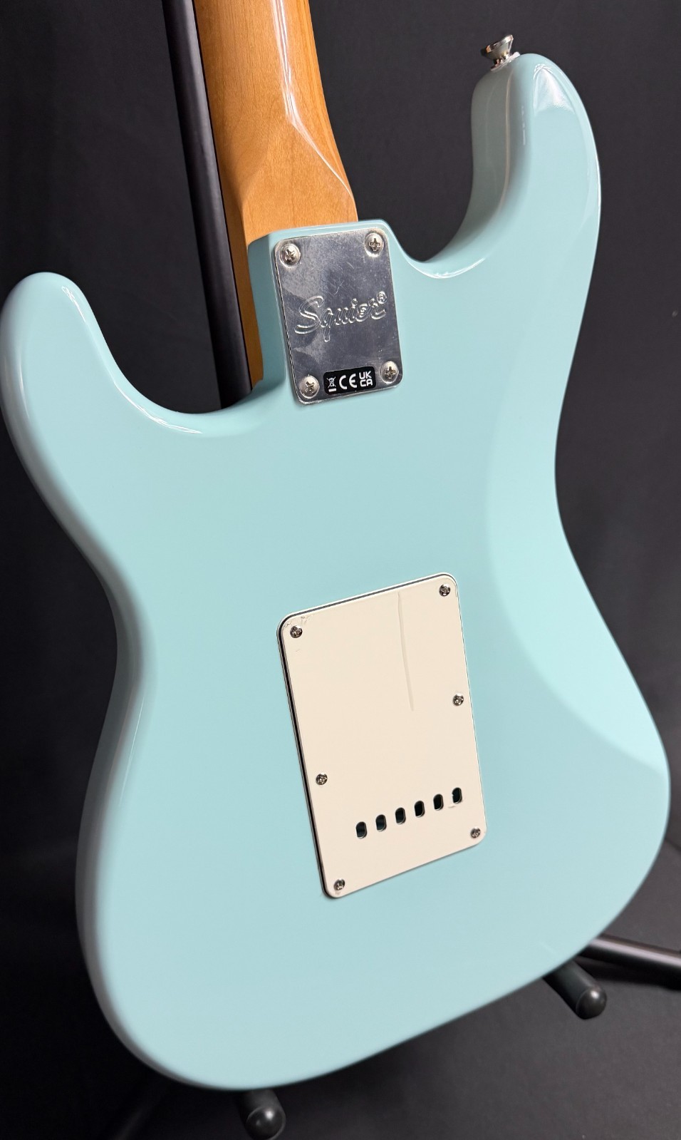 Squier FSR Classic Vibe 70’s Stratocaster Electric Guitar Sonic Blue Finish 680