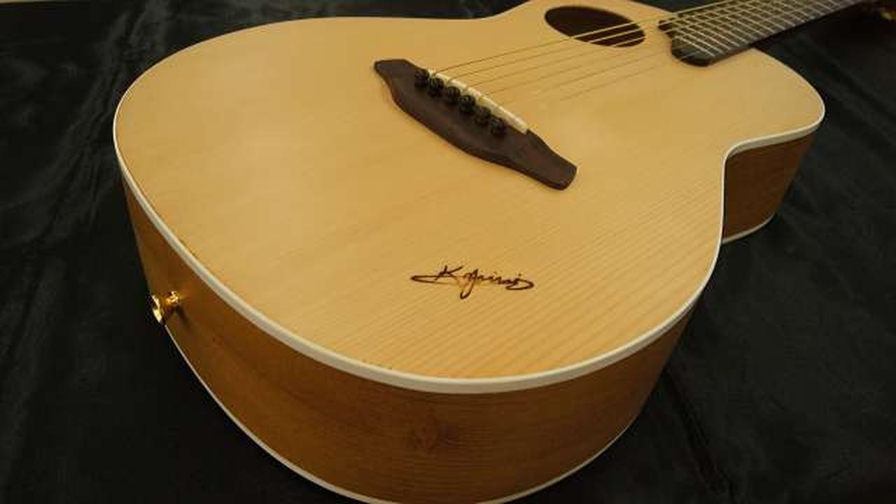 (K.YAIRI) NOCTURNE-ST Used Spruce body Maple neck Rosewood fingerboard Hard case