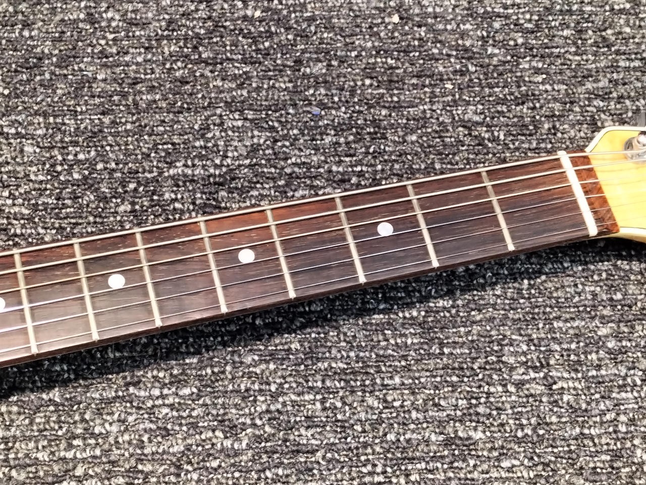VALLEY ARTS THE LARRY CARLTON CUSTOM PRO Used Electric Gutiar