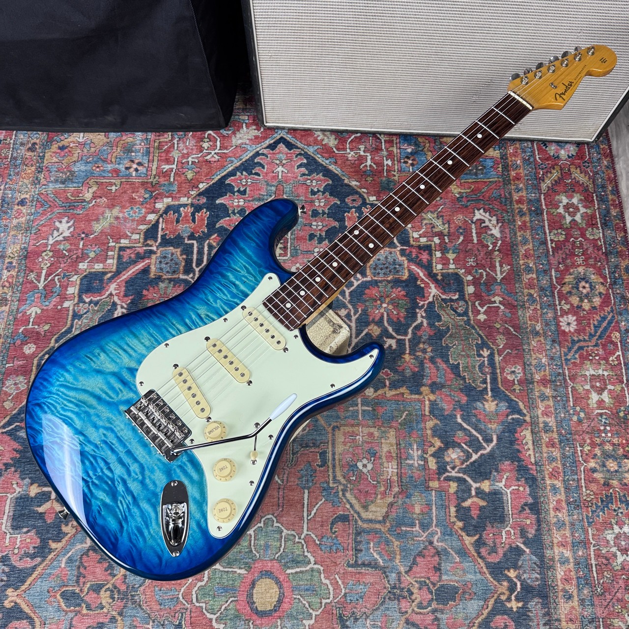 Fender FSR Quilt Top Stratocaster Model ST62-QT-AQB – Aquamarine Blue