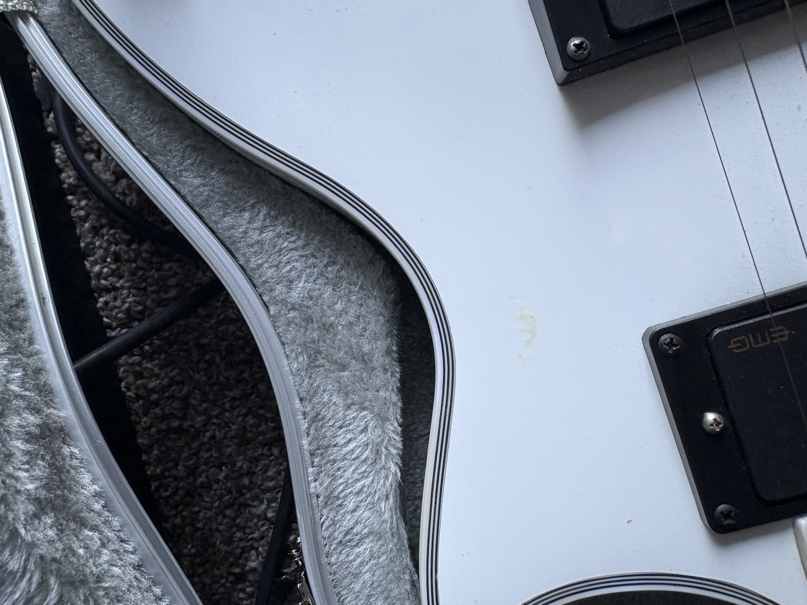 ESP KH-2 Signature White Solid Body 6-String Electric Guitar w/ Hard Case