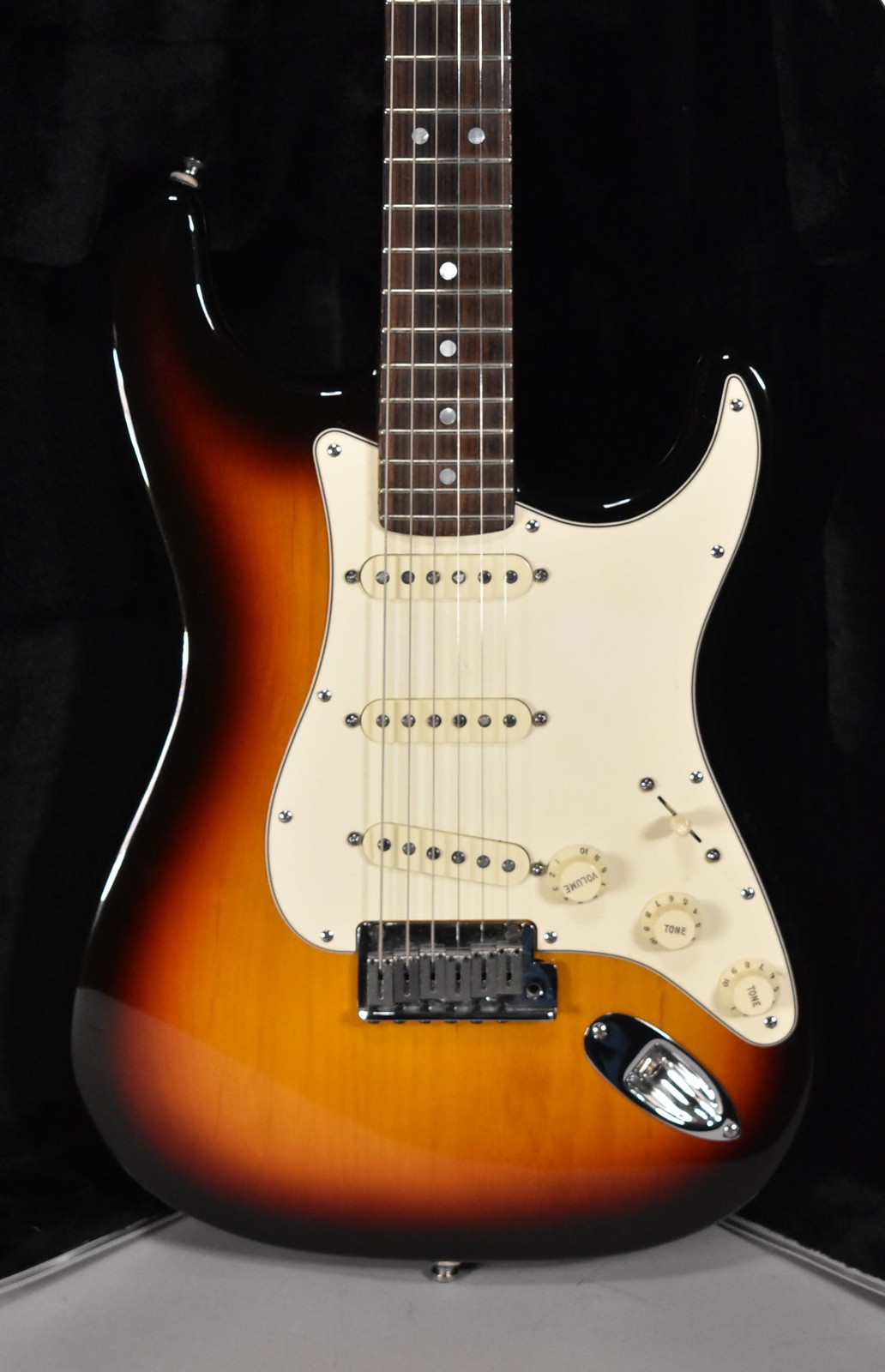 2006 Fender 60th Anniversary American Stratocaster Sunburst w/HSC