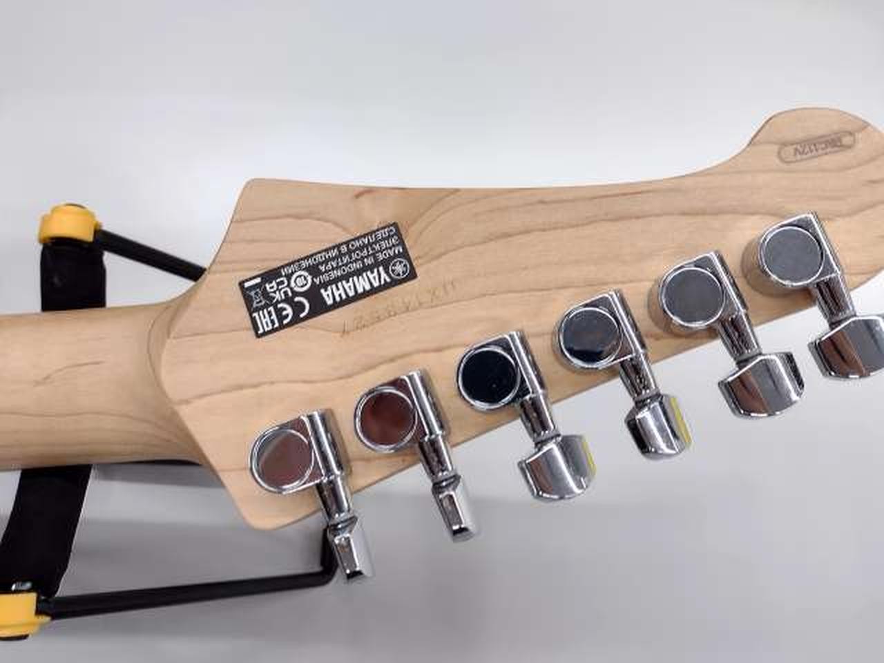 YAMAHA PACIFICA112V Stratocaster-type Electric Guitar