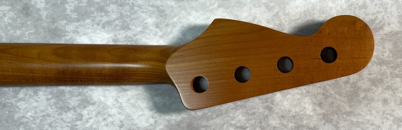 GTGloryTone™ J or P Bass Replacement Neck Roasted Maple/Rosewood Wide 1.75″ Nut