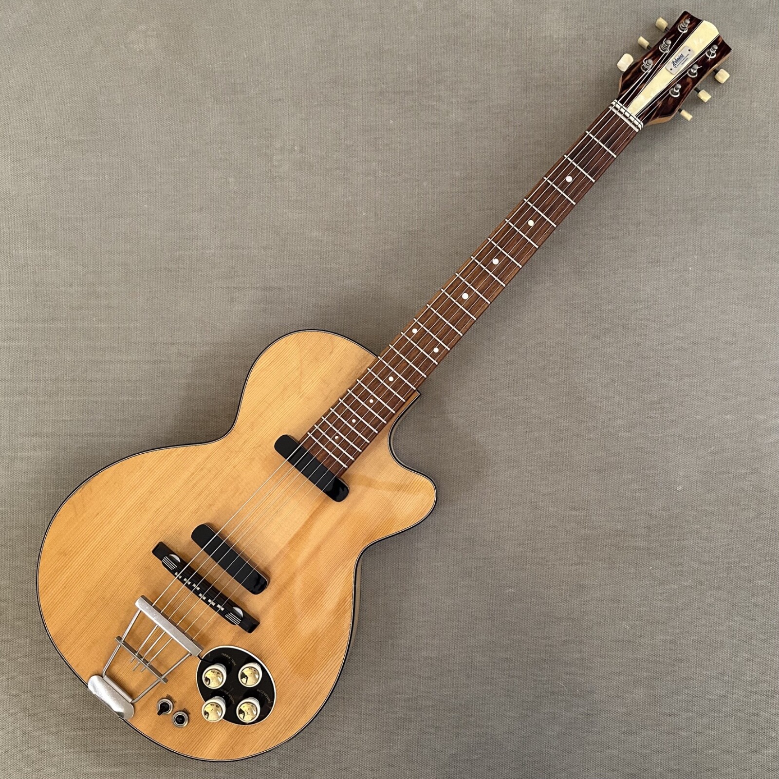 1957 Hofner Club 50 (Model 127) – Vintage Hollowbody Guitar Natural