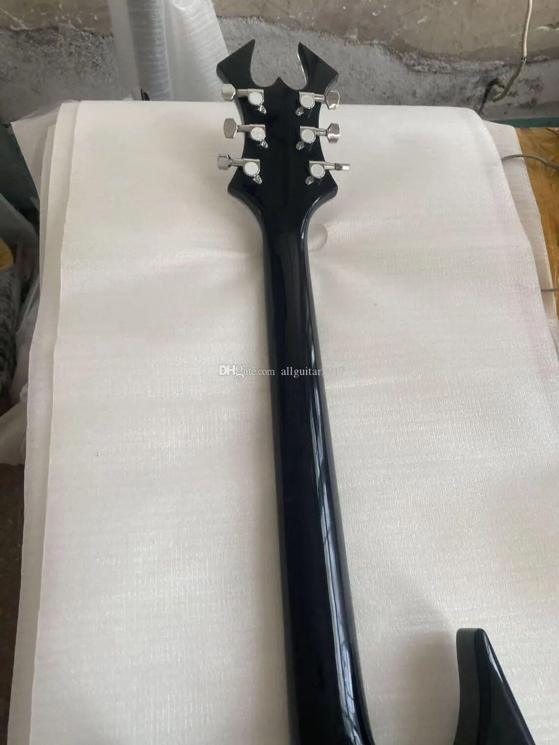 Custom Revenge Cracked Mirror Electric Guitar Diamond Inlay Black Hardware