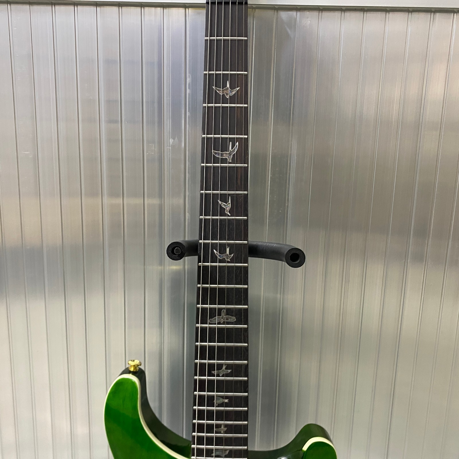 6-string, green PRS electric guitar, gold hardware, mahogany body, fast shipping