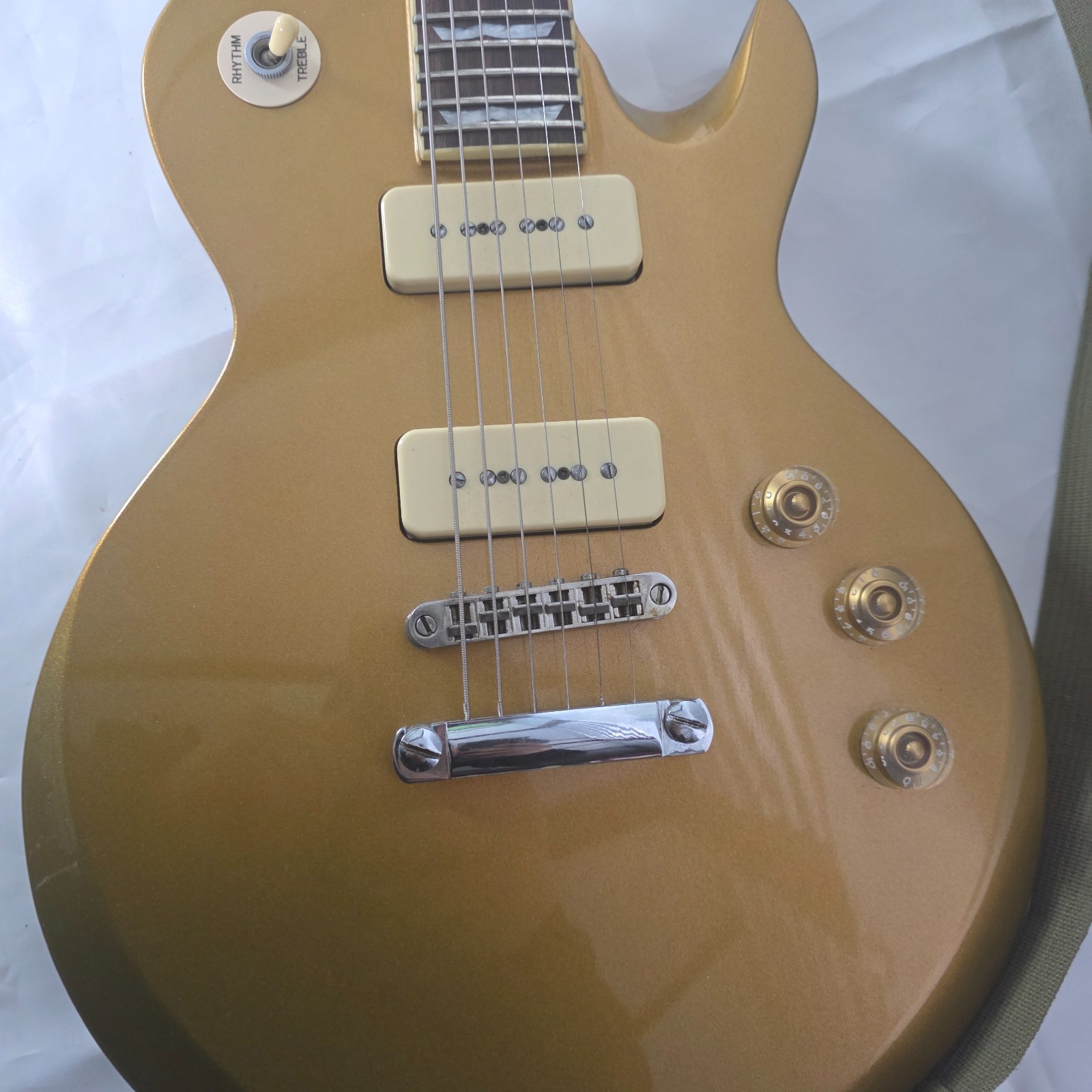 ESP LTD EC-256 Goldtop P90 Natural Singlecut Electric Guitar with Case/Strap