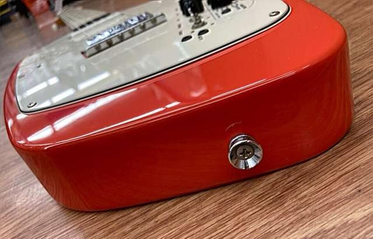 VOX APACHE-2 Phantom Guitar Salmon Red Built-in Speaker Battery Drive