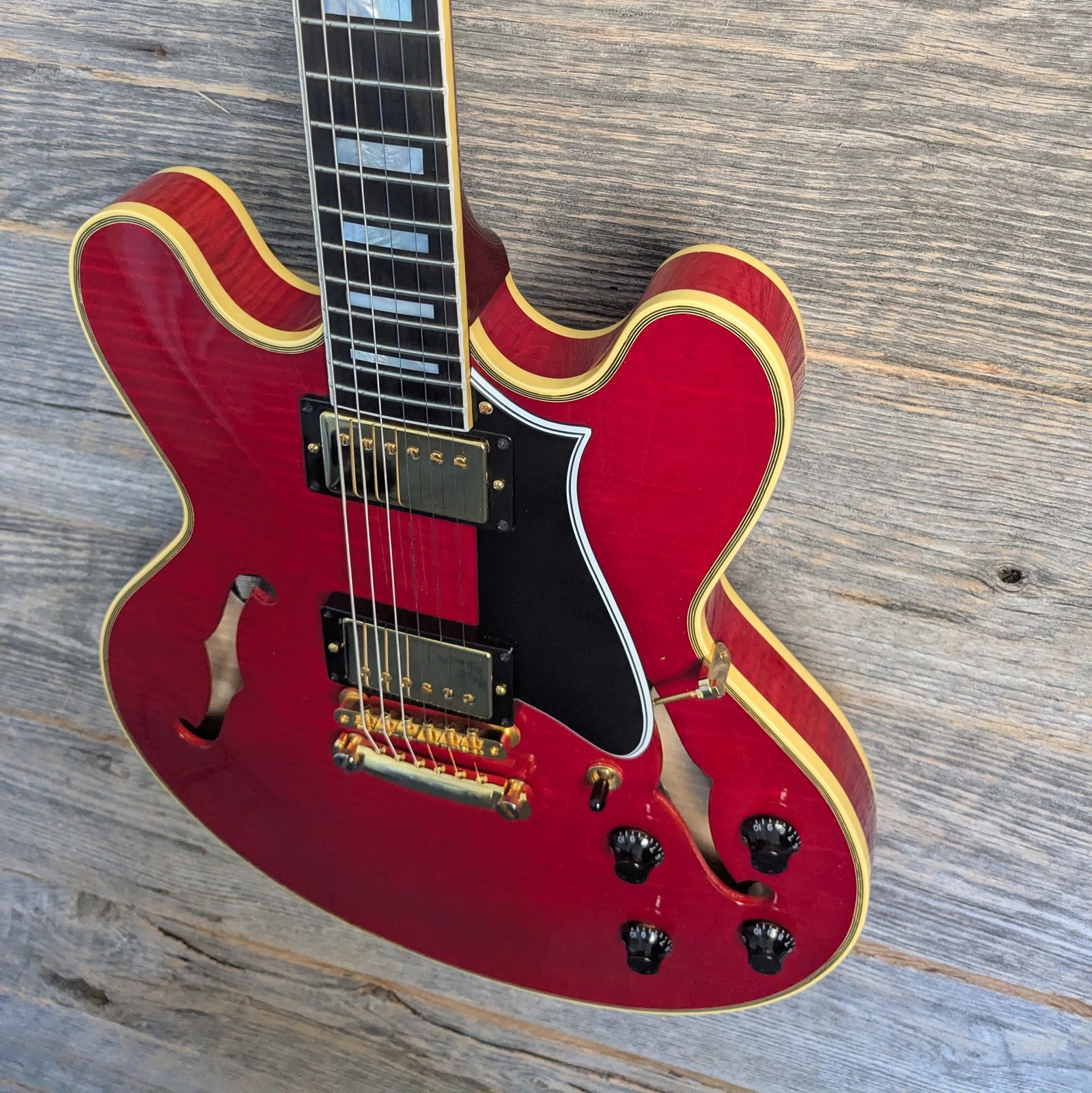 Used Heritage Custom Shop Core Collection H-555 Semi-Hollow Trans Cherry w/OHSC