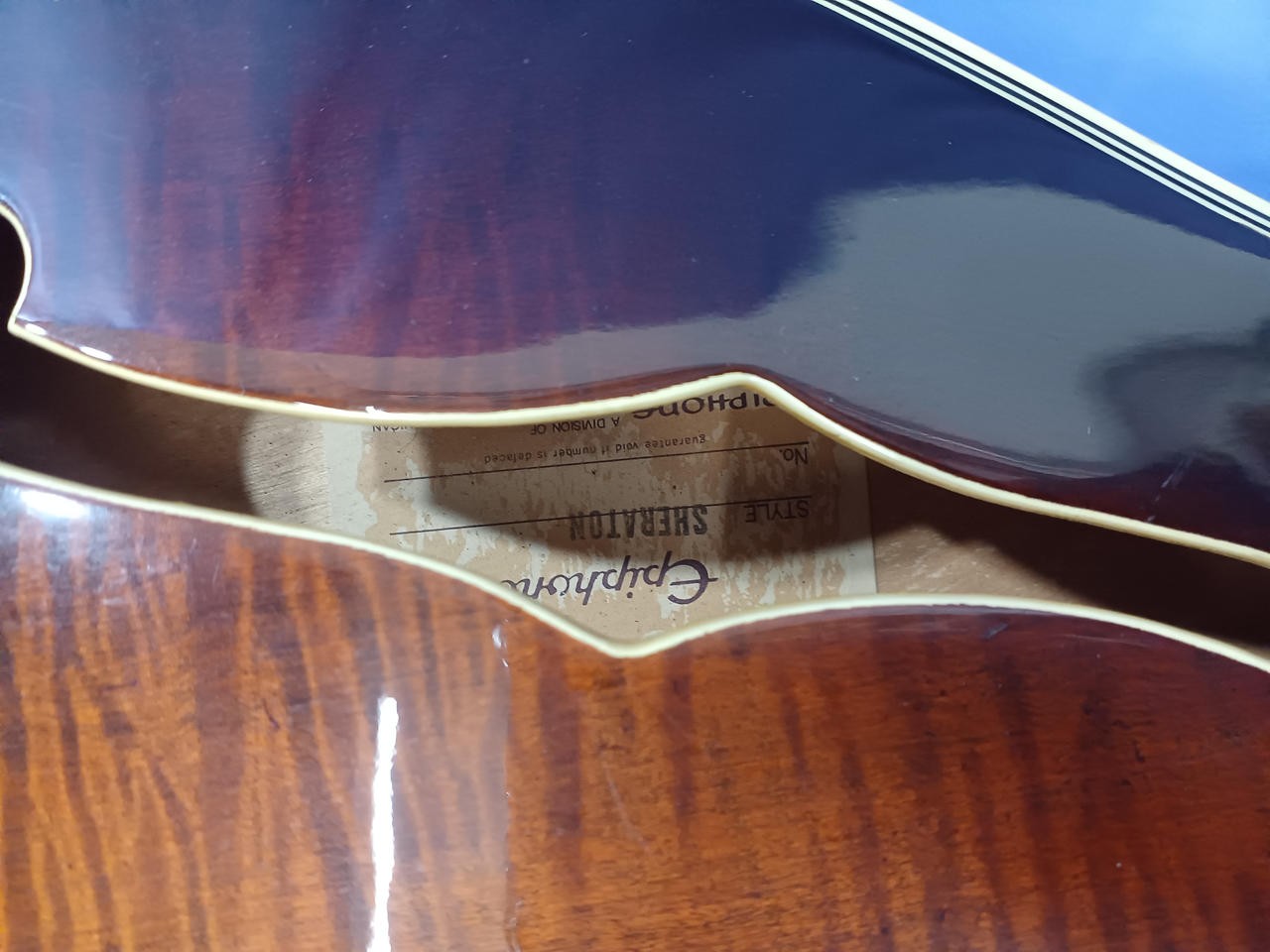 EPIPHONE SHERATON Semi-Acoustic Electric Guitar