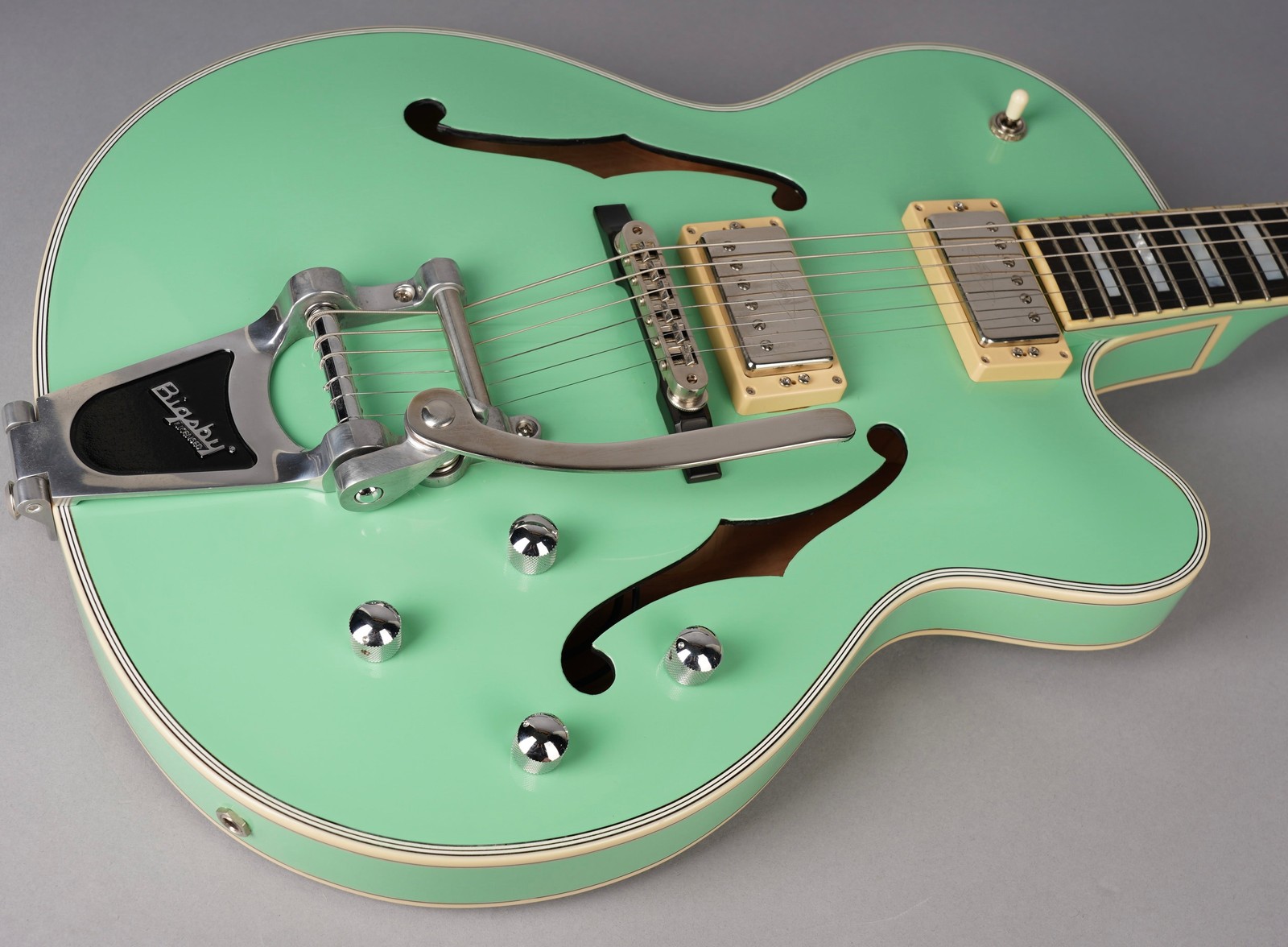 Hofner Thin President E2 – 2009 – Germany – Surf Green w/OHSC