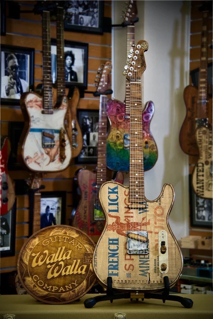 Walla Walla French Lick Maverick Pro Vintage Wood Guitar Poplar Body Maple Neck