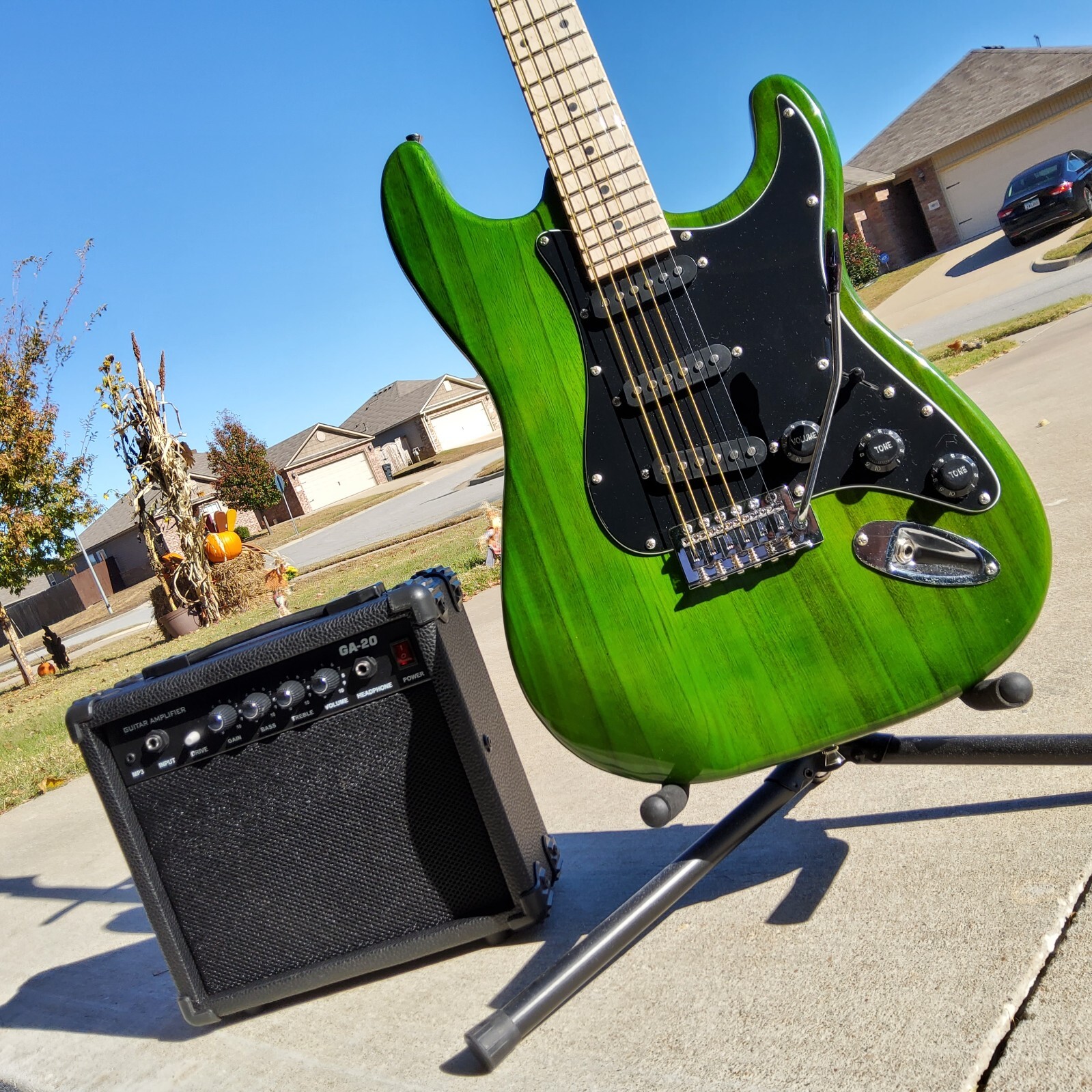 🎄HOLIDAY SALE!🎄+AMP! S Style Electric Guitar +Soft Case/Gig Bag!