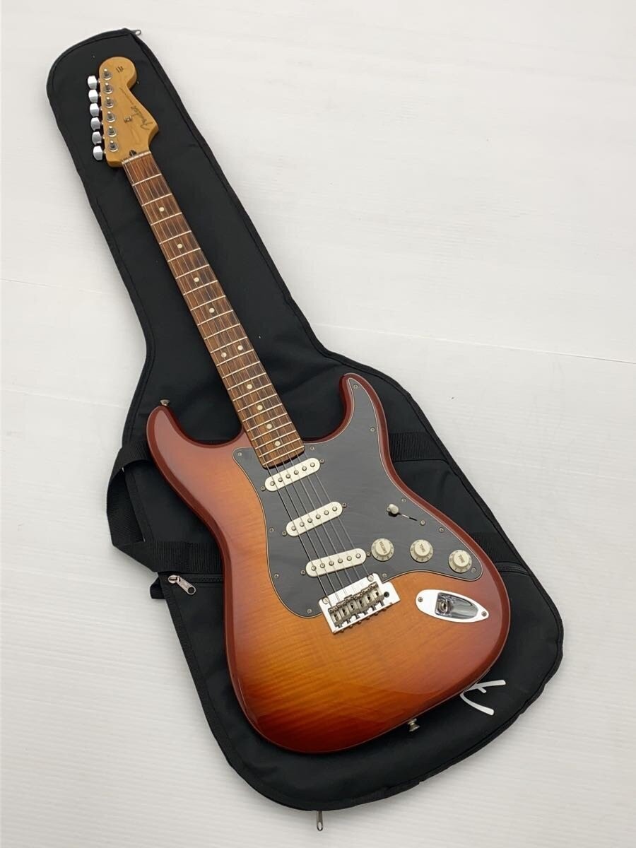 Fender PLAYER ST PLUS TOP/2022 Electric Guitar-03