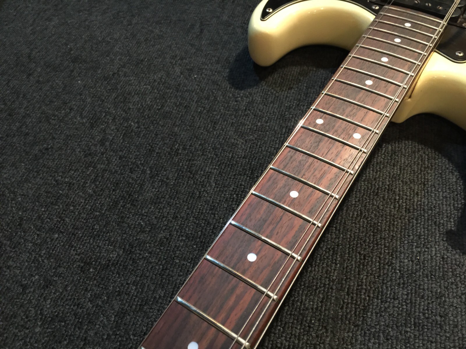 No.115222 1985-1986 Fender Japan Squier SST WHT FUJIGEN INC. Maintained