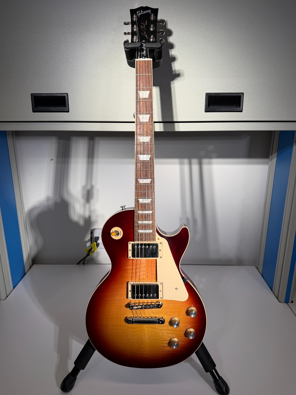 Gibson Les Paul Standard ’60s 2021 – Bourbon Burst – AA Figured Maple Top – MINT