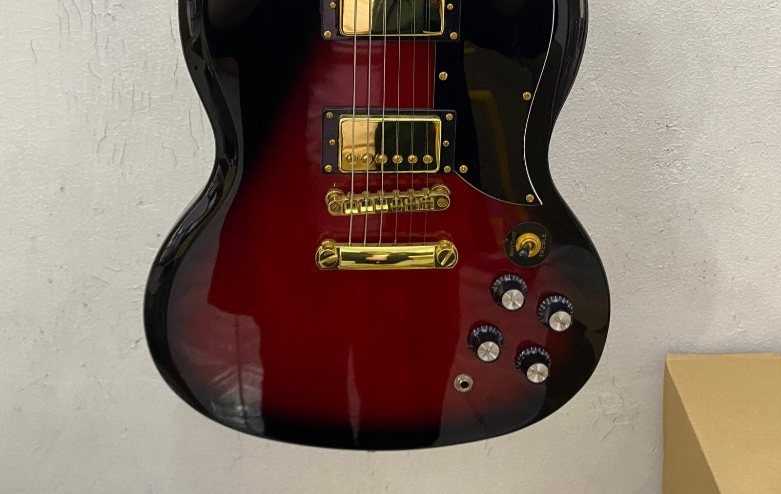 Head-Turning Red-Black Burst Electric Guitar Premium Gold Hardware Flash sale⚡