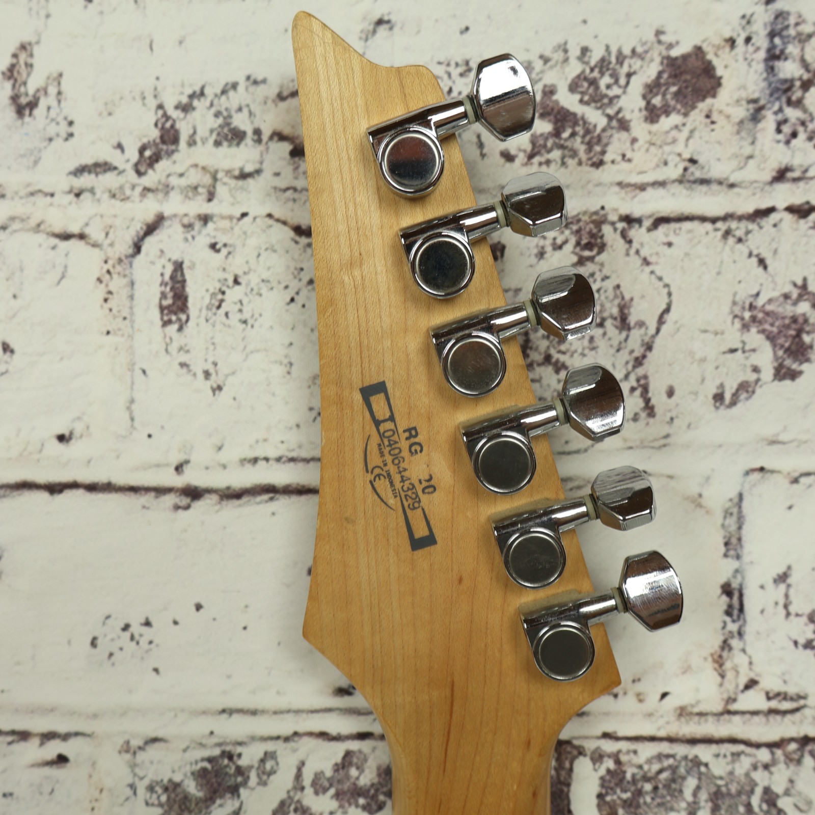 2004 Ibanez RG Series RG120 Candy Apple Red Electric Guitar