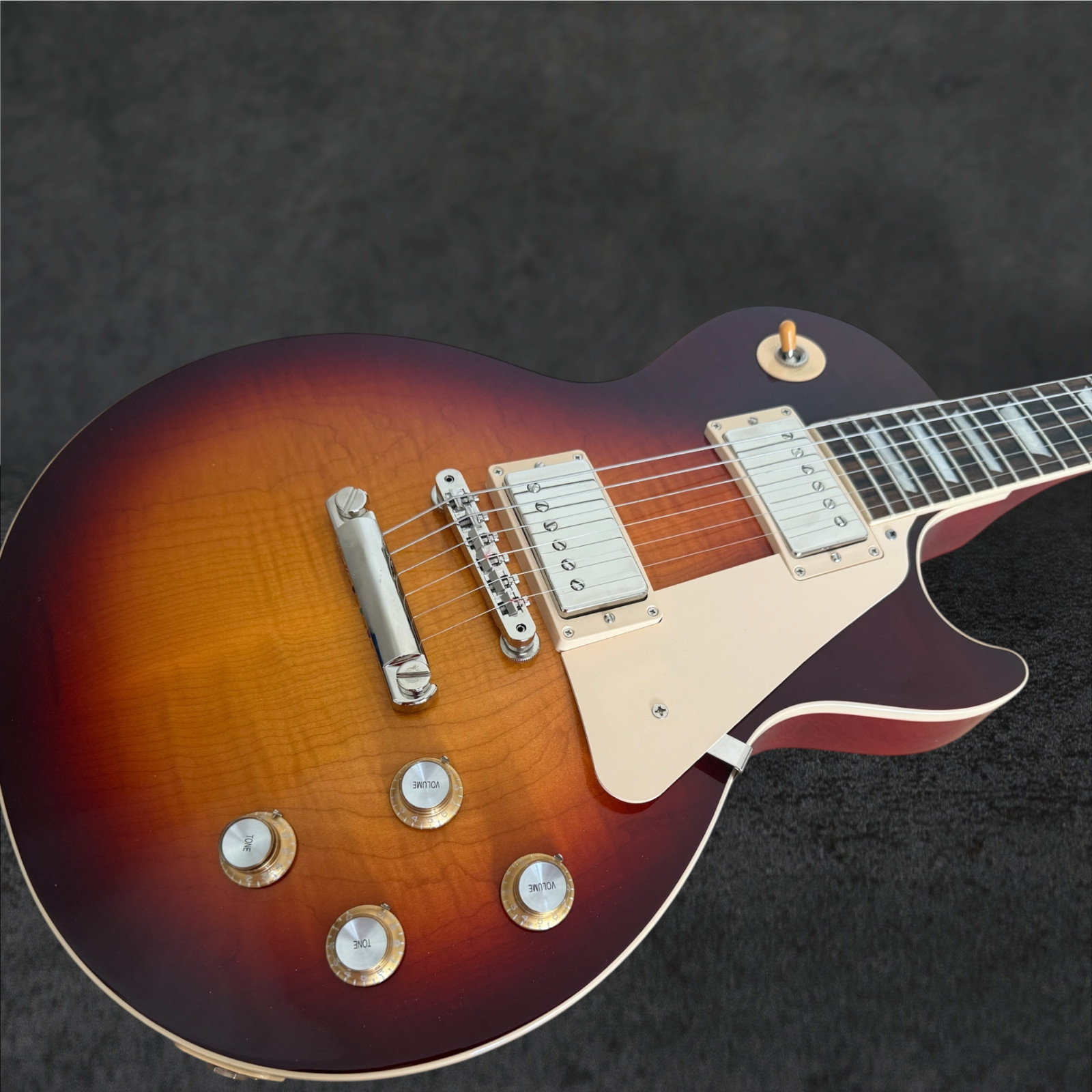Gibson Les Paul Standard ’60s AAA Flame Top – Dark Cherry Sunburst