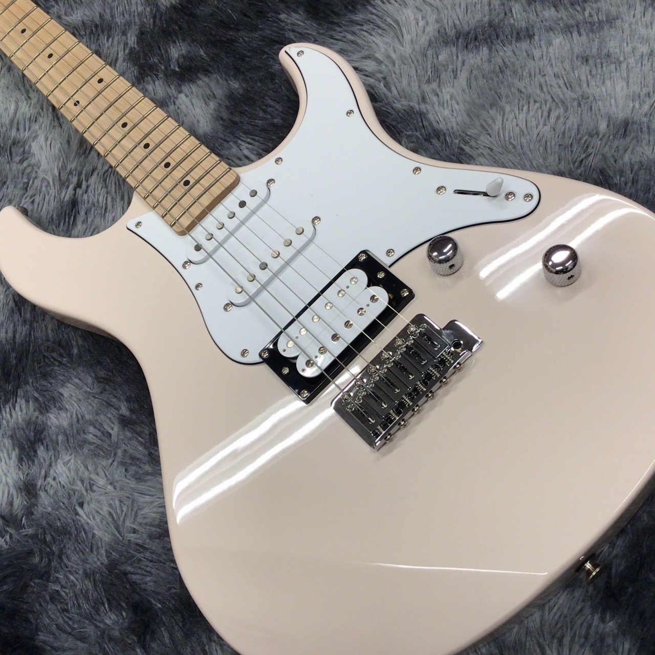 YAMAHA PACIFICA112V SOP Sonic Pink