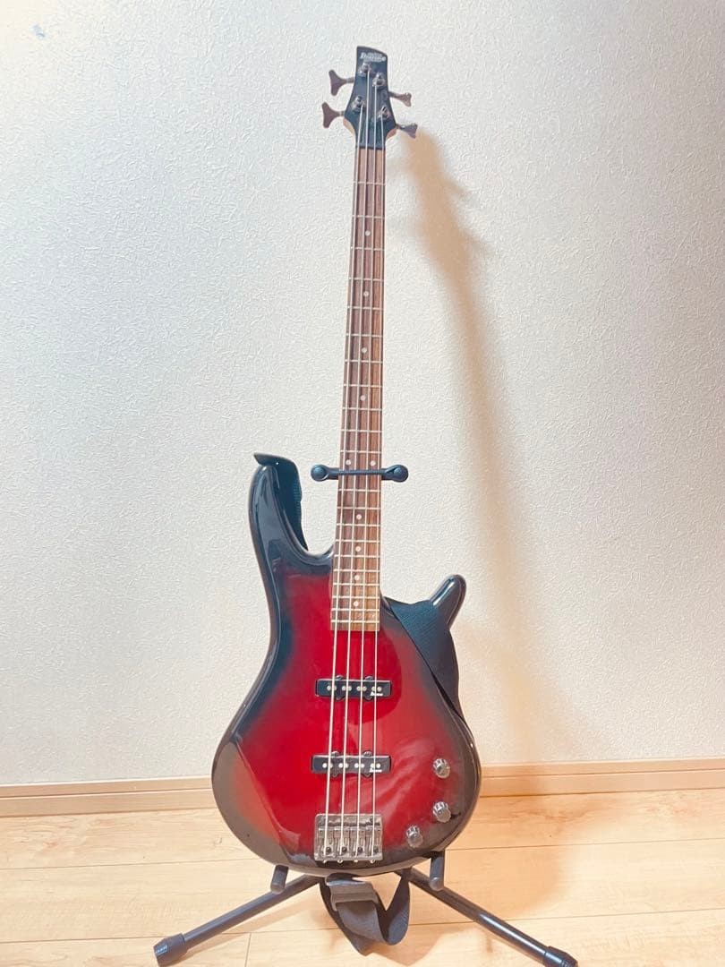 Ibanez GIO Soundgear Electric Guitar Bass with Tuner Included Excellent