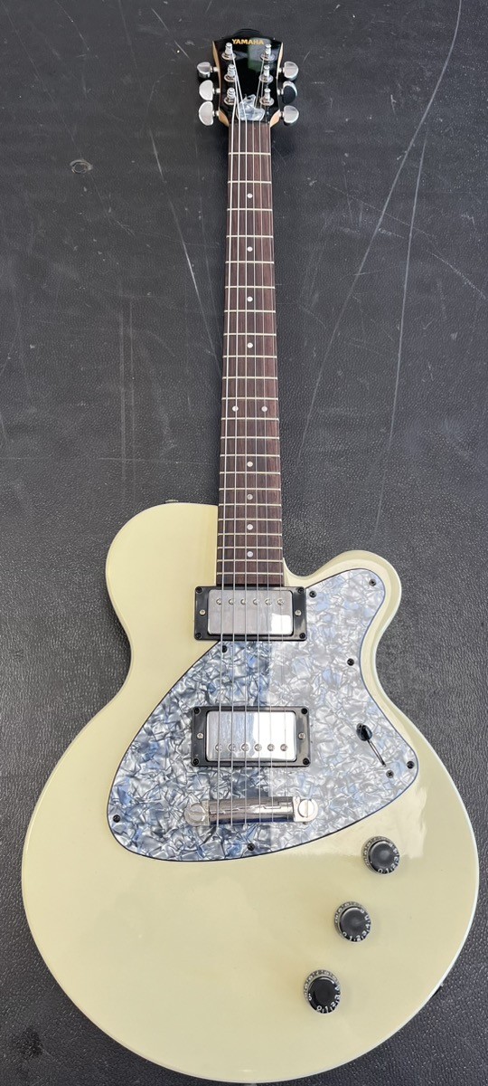 YAMAHA AES-500 (PD6008395)