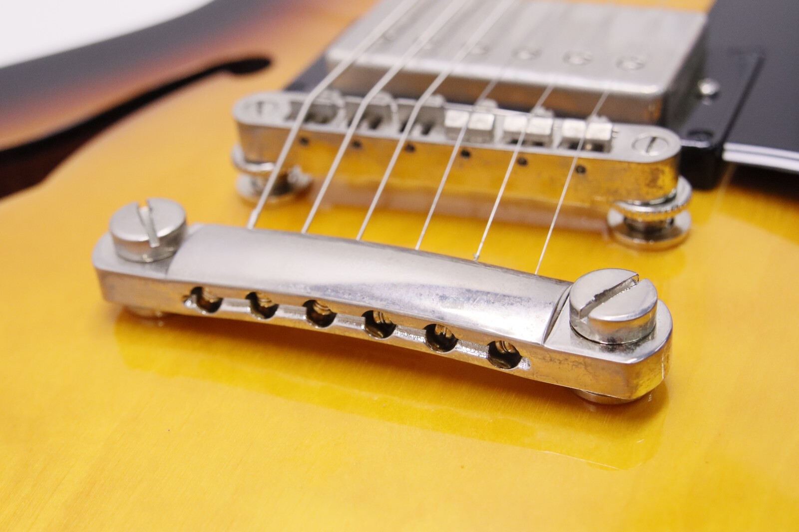 Epiphone ES-339 Semi-hollowbody Vintage Sunburst