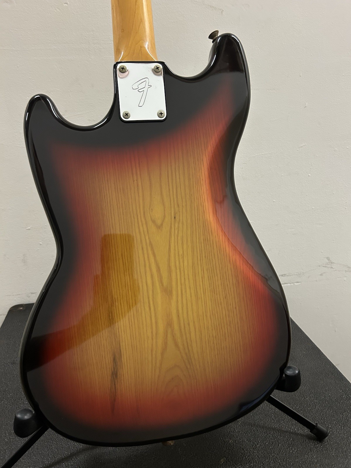 1978 Fender Mustang Sunburst Vintage Electric Guitar & Original Hard Case! Clean