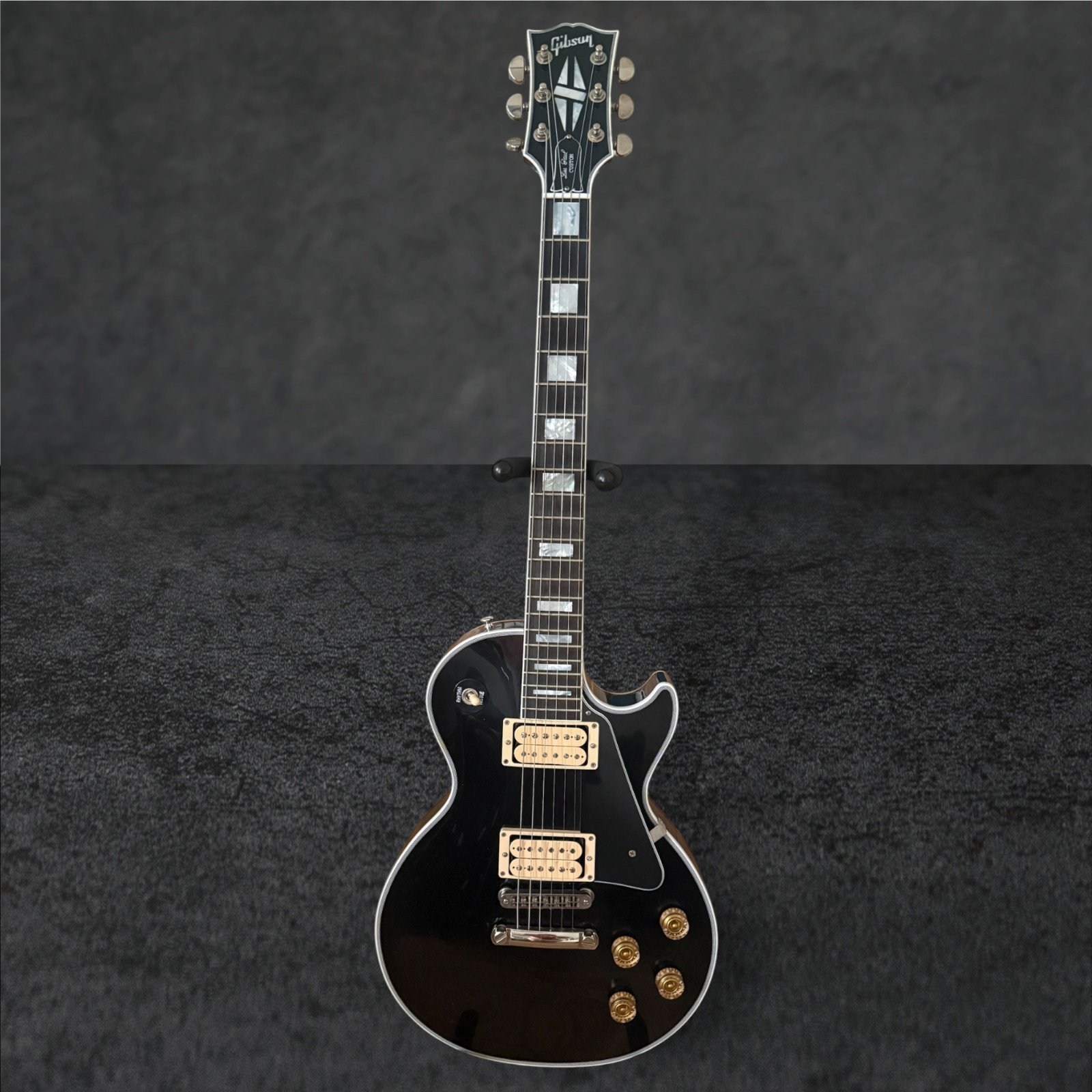 Gibson Custom Shop Les Paul Custom M2M Ebony with Double Classic White Pickups