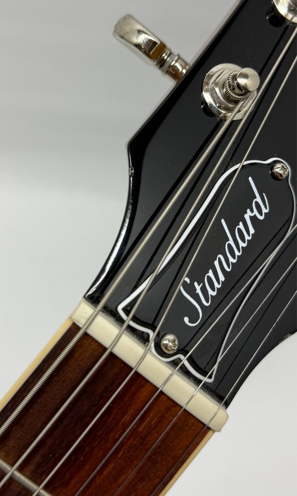 2022 Gibson Les Paul Standard 60s – Plain Ebony Top