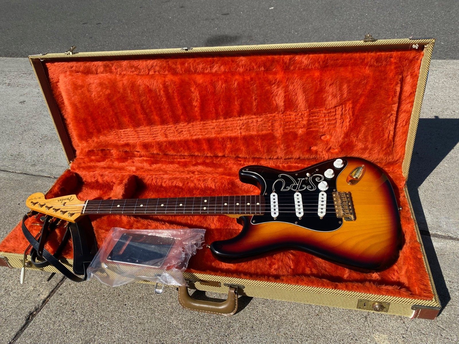 1992 Fender Stevie Ray Vaughan Stratocaster SRV 1st Year Brazilian w/ VIDEO