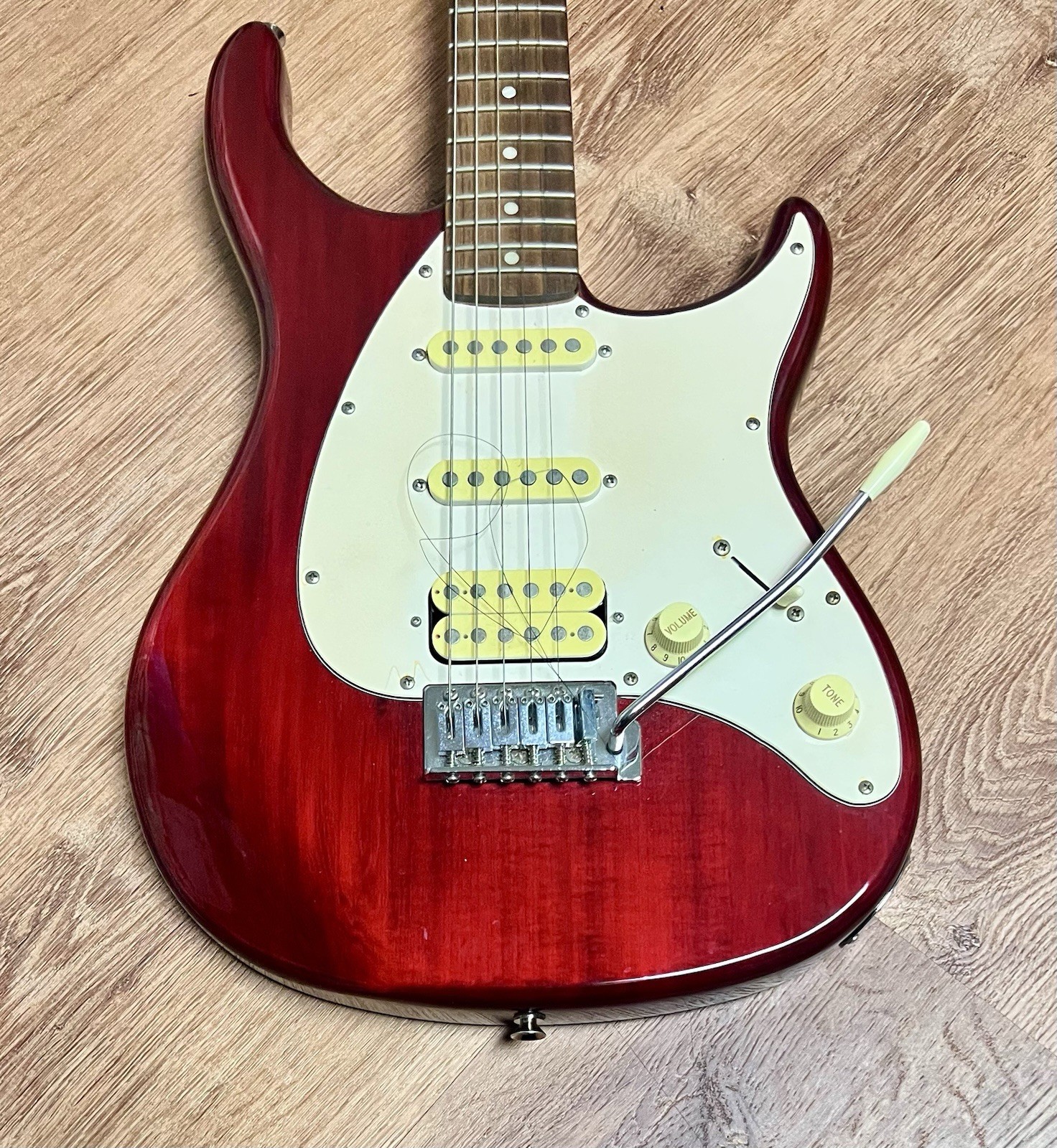 Electric Guitar Peavey Raptor Plus EXP Red