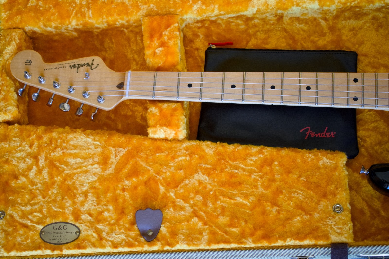Fender Stratocaster Eric Johnson ’54 Virginia – Mint + Extras