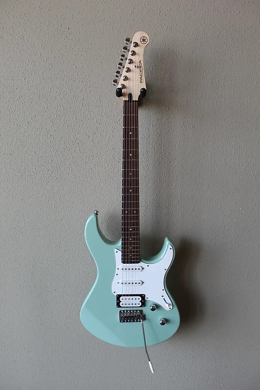 Brand New Yamaha PAC112V Pacifica Electric Guitar with Gig Bag – Sonic Blue