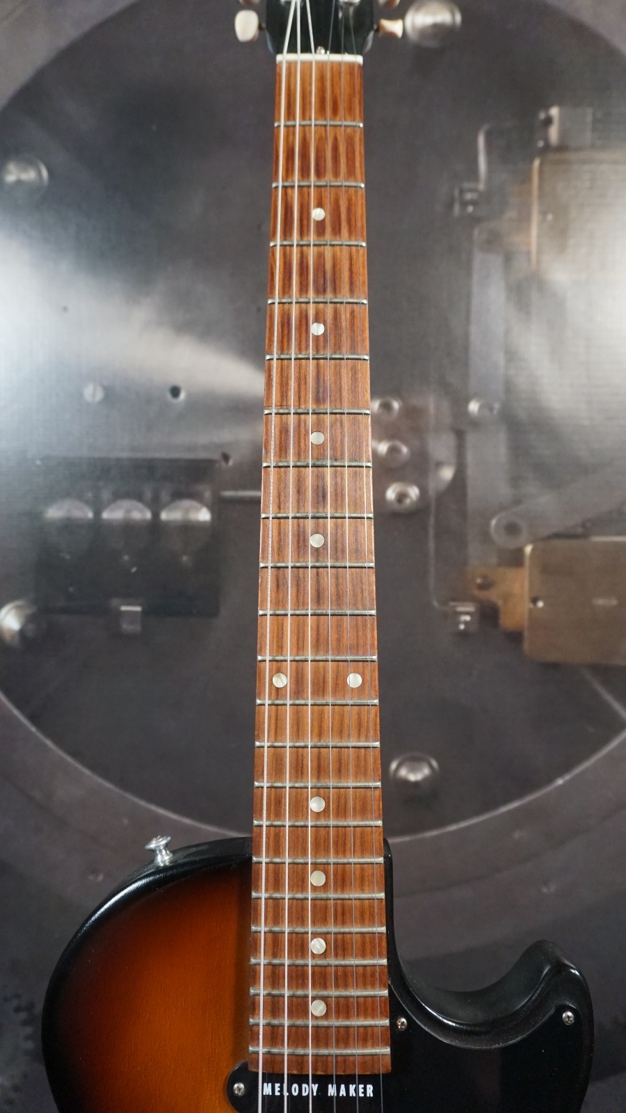 2011 Gibson Melody Maker Satin Sunburst USA w/ Rigid Soft Case
