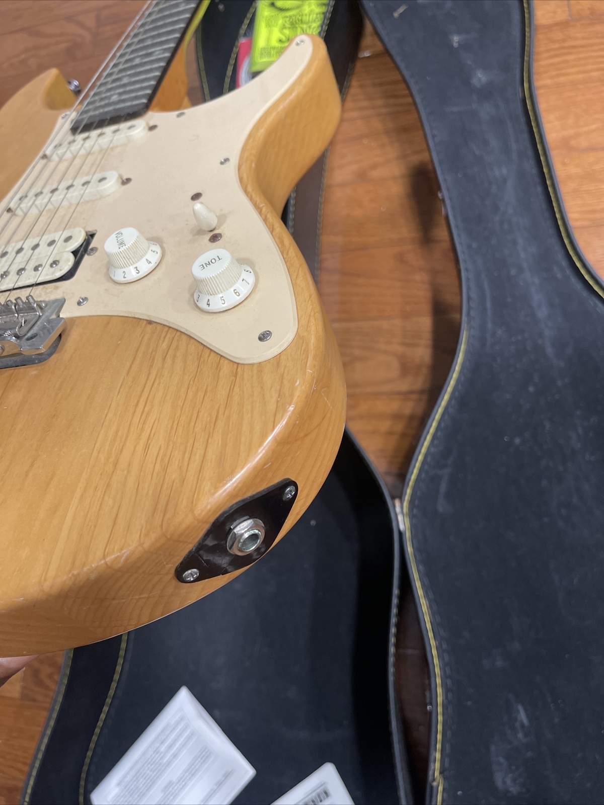 Yamaha PAC112V Double Cutaway Electric Guitar – Natural