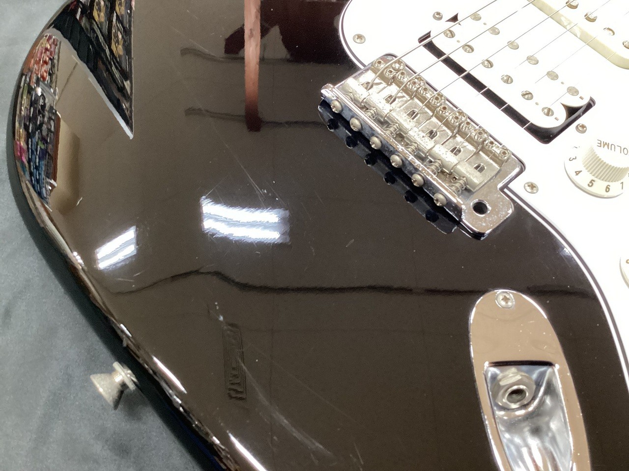 Fender Japan ST-STD/SSH/BLK/M (2010s) (no260803)