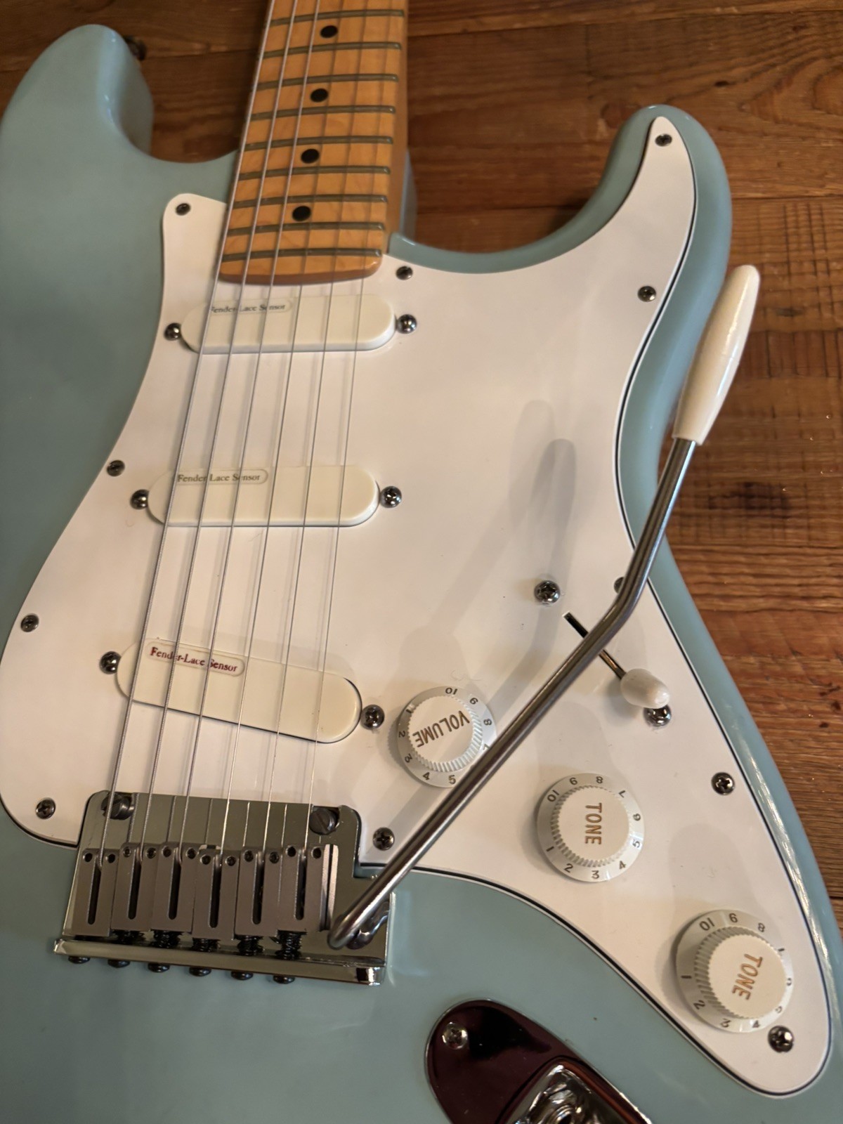 COLLECTOR GRADE 1996 50th Fender Strat Plus SONIC BLUE Lace TBX LSR Schallers