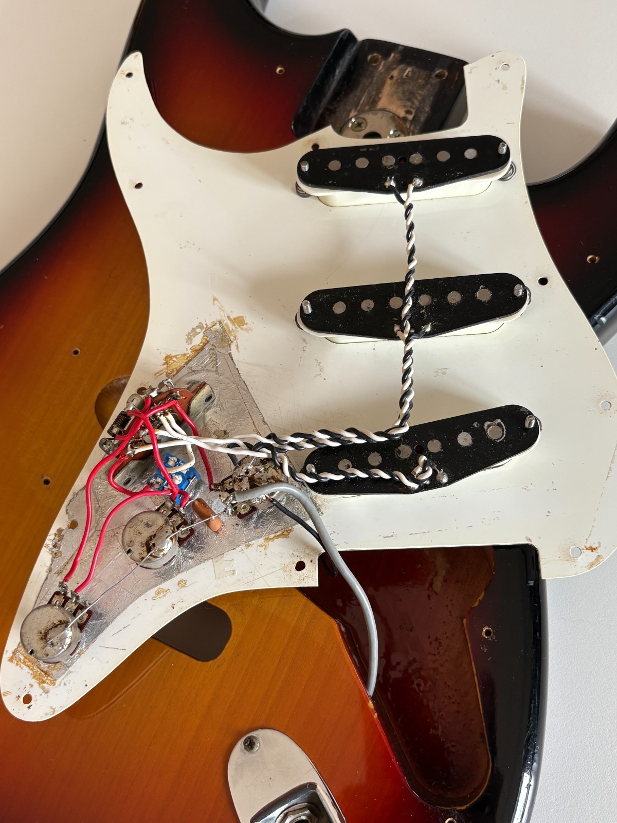 Fernandes FST-70 Burny Custom ’76 Vintage MIJ Electric Guitar Made in Japan