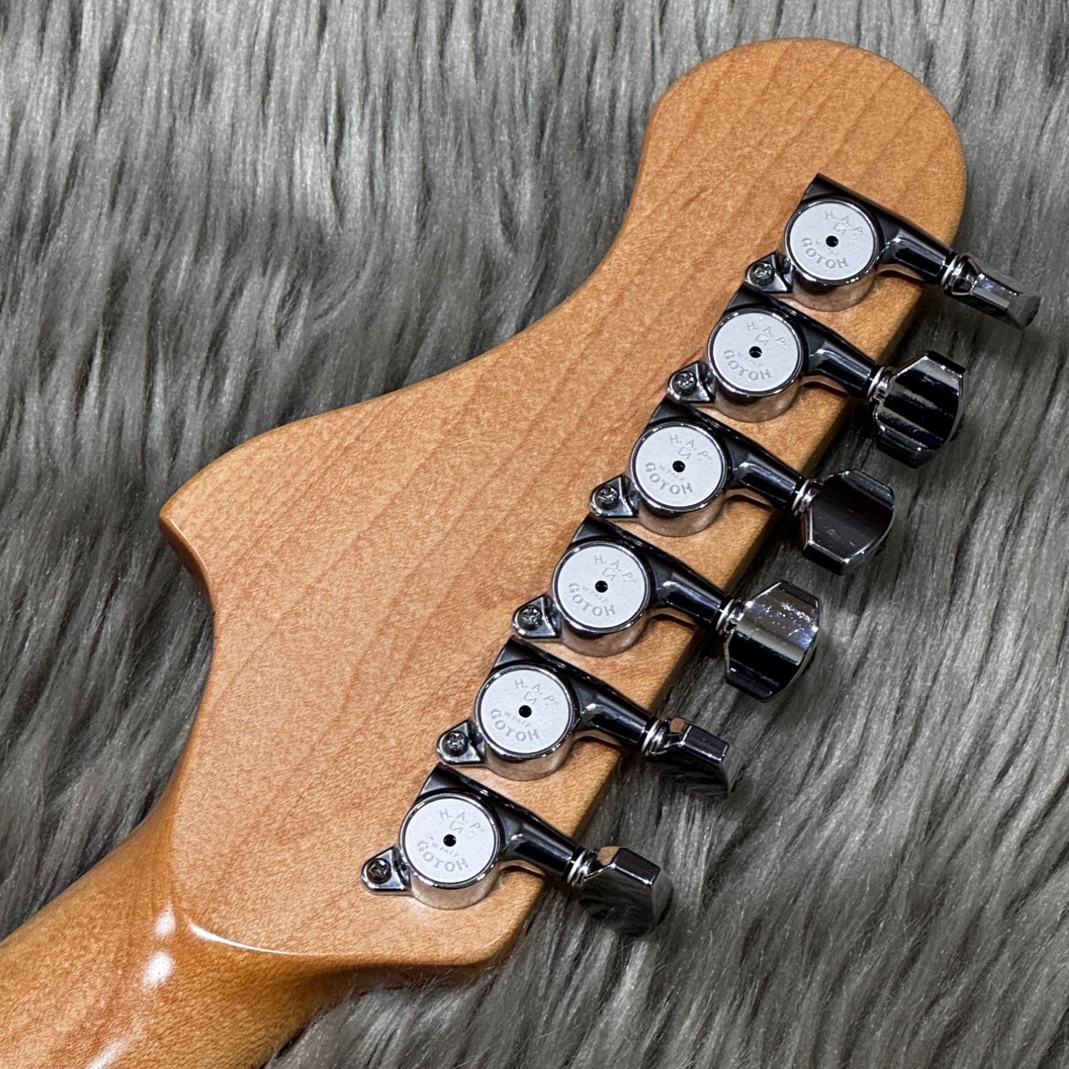 Used Sago Sonia Japan Yellow Electric guitar 22 Frets 6 Strings