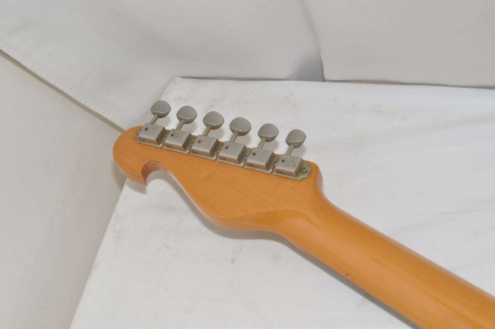 Bill Lawrence Electric Guitar Ref. No 7111