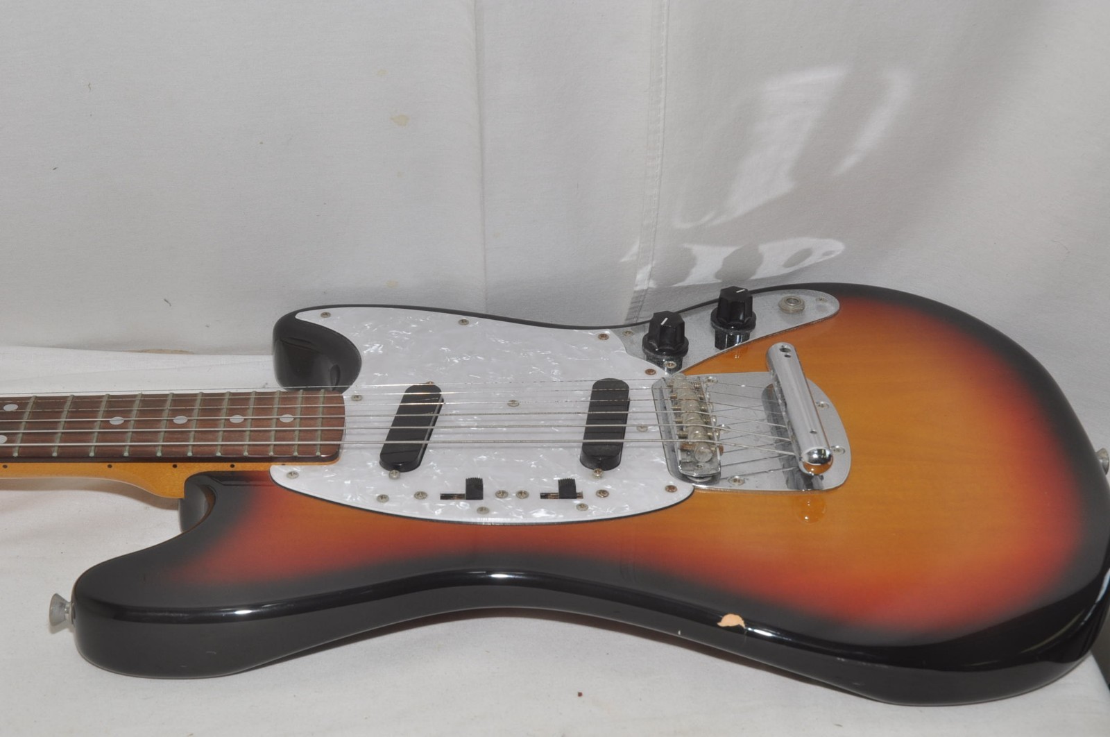 Fender Japan Mustang Electric Guitar Ref No 7100